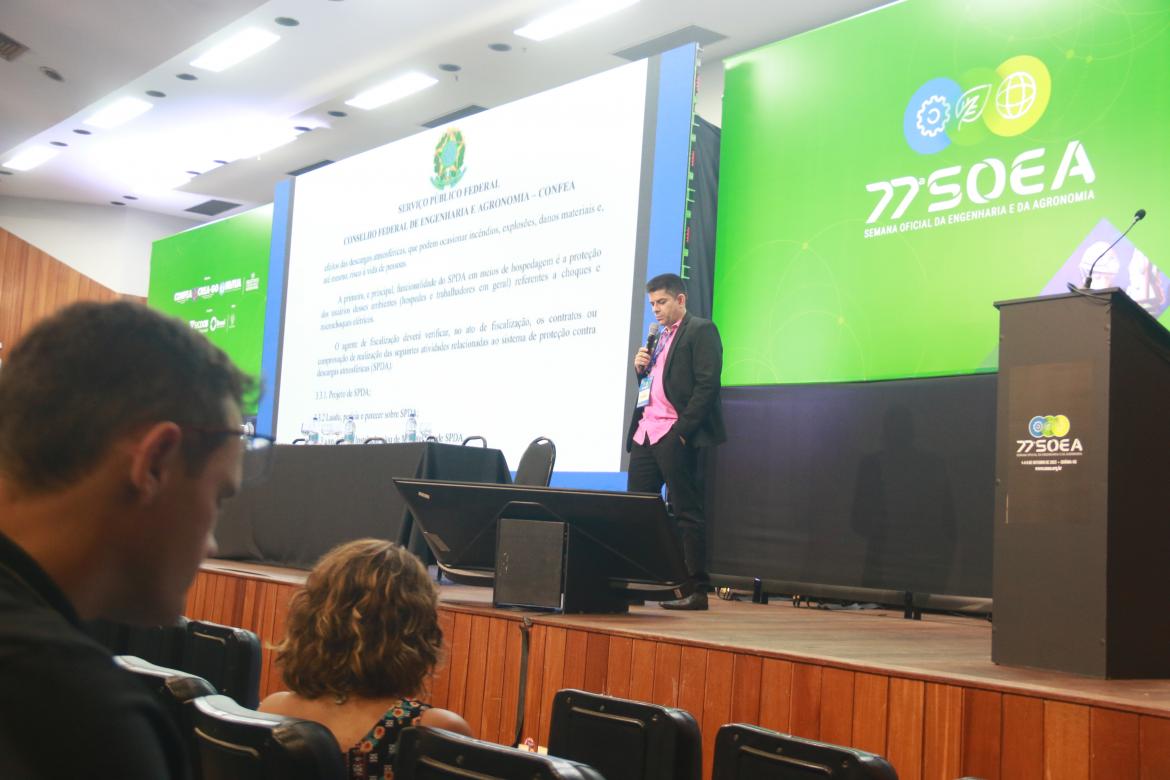 Representantes de regiões do Brasil subiram ao palco com propostas de notas técnicas temáticas para apreciação dos fiscais