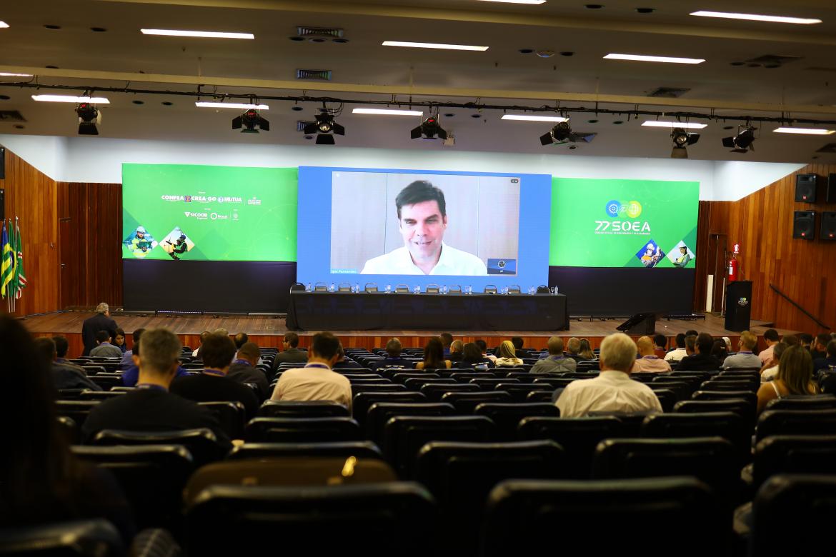 Igor Fernandes, da GCF do Confea, mostrou alguns dados referentes ao processos tramitados no Conselho nos últimos anos.