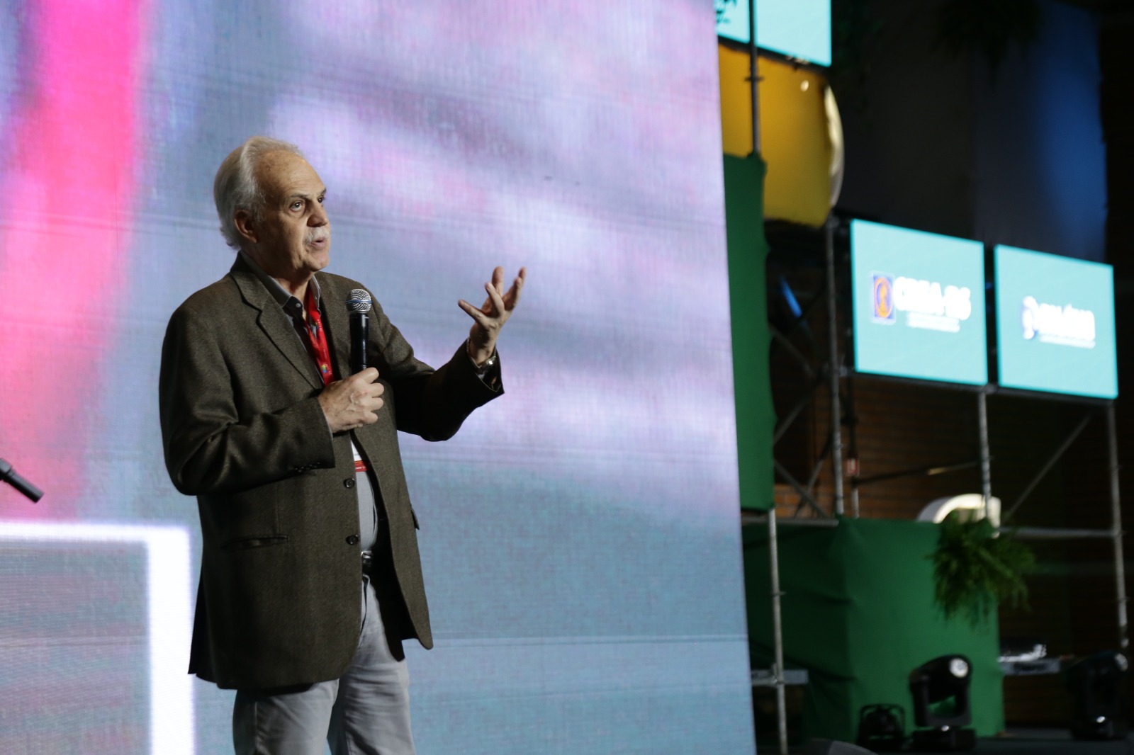 Temperaturas recordes em todo o mundo no mês de julho ressaltam a importância de tomar medidas urgentes para reverter os danos causados pelas mudanças climáticas