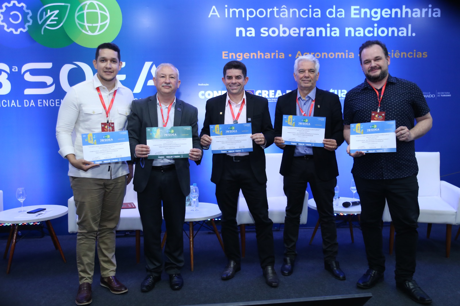 Danilo Bezerra, Ricardo Rocha, Wesley Assis, José Augusto e Diogo Artur, painelistas e moderador 