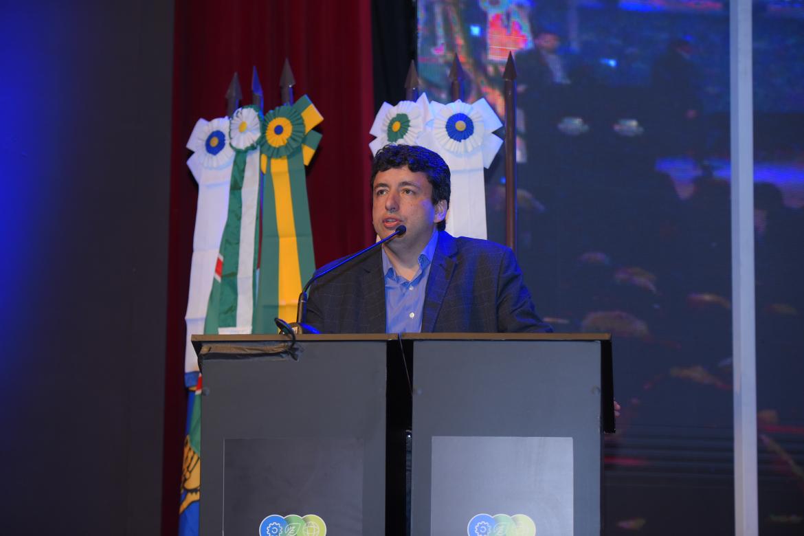 Parceria entre Goiás e Crea na área de transporte público foi destaque da fala do secretário-geral de governo, eng. eletric. Adriano Rocha