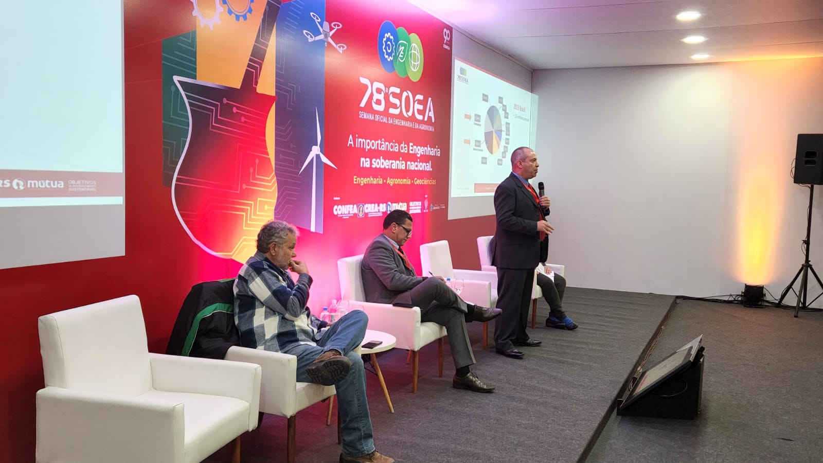 Engenheiro de minas Enrique Munaretti